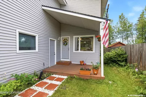 Exterior - 6224 Geronimo Cir, Anchorage, AK 99504 photo 3 of 8