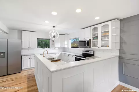 Kitchen - 6224 Geronimo Cir, Anchorage, AK 99504 photo 6 of 6