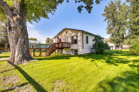 531 E Arctic Ave, Palmer, AK 99645