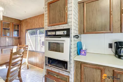 2352 N River Cir, Eagle River, AK 99577 photo 19