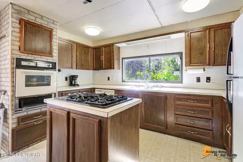 2352 N River Cir, Eagle River, AK 99577 photo 22