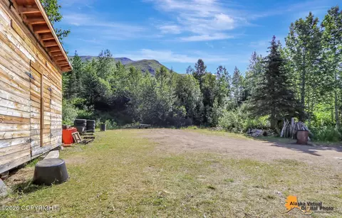 2352 N River Cir, Eagle River, AK 99577 photo 8