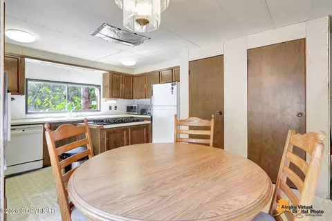 2352 N River Cir, Eagle River, AK 99577 photo 15