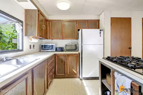 2352 N River Cir, Eagle River, AK 99577 photo 21