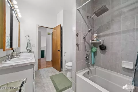 Bath - 10845 Anvik Cir, Eagle River, AK 99577 photo 2 of 3