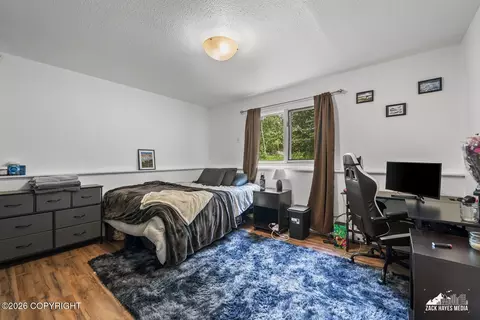 Bedroom - 10845 Anvik Cir, Eagle River, AK 99577 photo 3 of 4