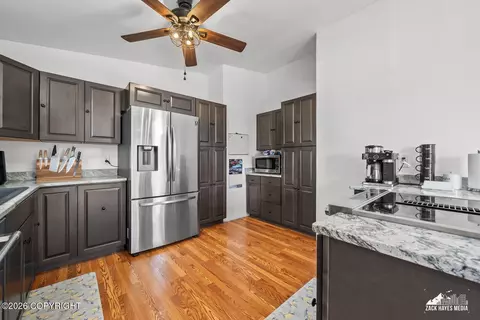 Kitchen - 10845 Anvik Cir, Eagle River, AK 99577 photo 4 of 10