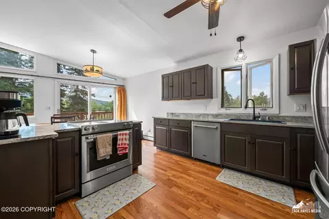 Kitchen - 10845 Anvik Cir, Eagle River, AK 99577 photo 6 of 10