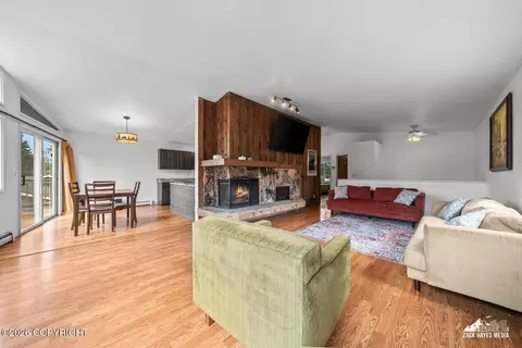 Living - 10845 Anvik Cir, Eagle River, AK 99577 photo 4 of 6