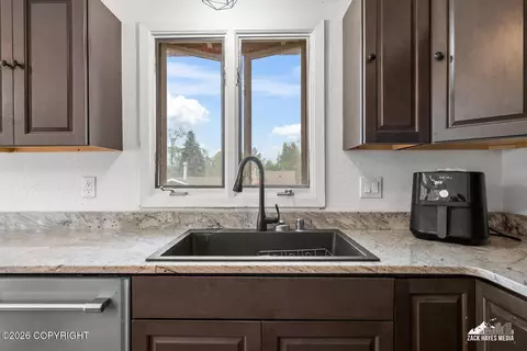 Kitchen - 10845 Anvik Cir, Eagle River, AK 99577 photo 7 of 10