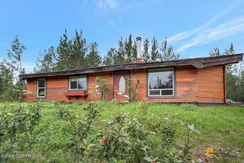 791 N Acorn St, Palmer, AK 99645