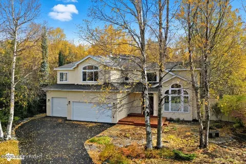 720 Botanical Heights Cir, Anchorage, AK 99515