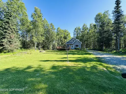 4401 S Captain Cook Cir, Wasilla, AK 99654
