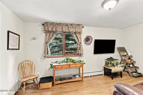 Living - 19712 Belduque Ct, Chugiak, AK 99567 photo 5 of 5