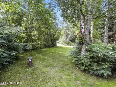 Exterior - 19712 Belduque Ct, Chugiak, AK 99567 photo 14 of 19