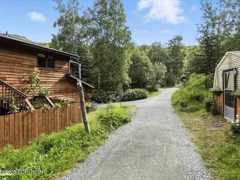 Exterior - 19712 Belduque Ct, Chugiak, AK 99567 photo 19 of 19