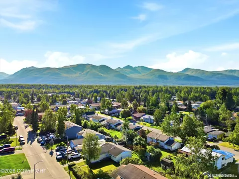 View/Area - 8015 E 3rd Ave, Anchorage, AK 99504 photo 2 of 6