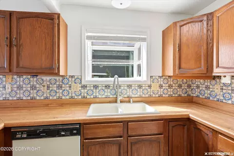 Kitchen - 3100 Amber Bay Loop, Anchorage, AK 99515 photo 4 of 5