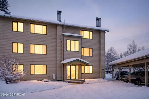 355 Donna Dr # 18, Anchorage, AK 99504