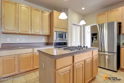 Kitchen - 8747 Inyo Cir, Eagle River, AK 99577 photo 4 of 7