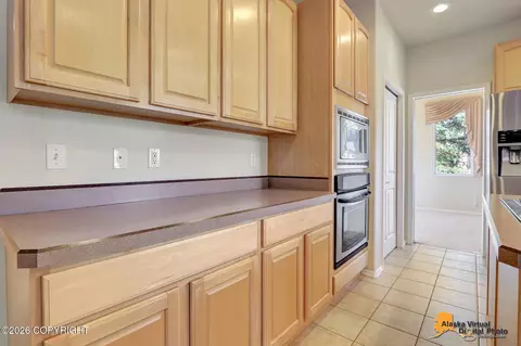 Kitchen - 8747 Inyo Cir, Eagle River, AK 99577 photo 3 of 7