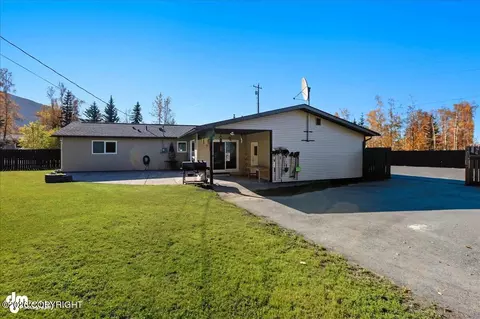 Exterior - 18417 Citation Rd, Eagle River, AK 99577 photo 2 of 8