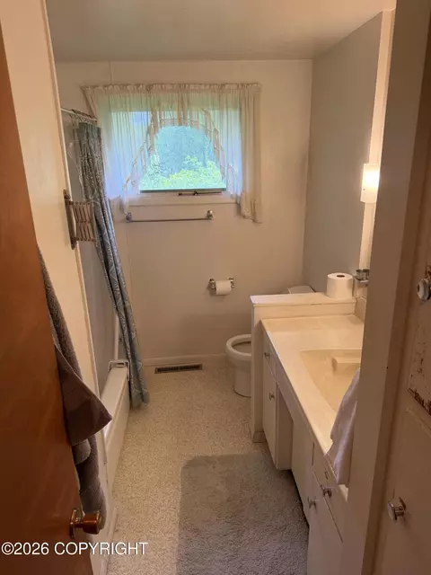 Bath - 3225 Baxter Rd, Anchorage, AK 99504 photo 1 of 3