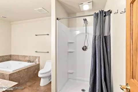 Bath - 7854 Highlander Dr, Anchorage, AK 99518 photo 3 of 4