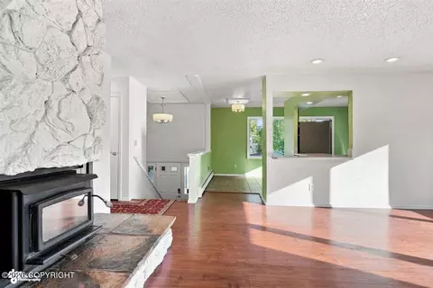 Living - 4930 E 5th Ave, Anchorage, AK 99508 photo 2 of 3