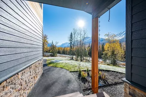 Exterior - 27615 Eagle River Rd, Eagle River, AK 99577 photo 17 of 20