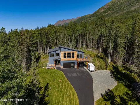 Exterior - 27615 Eagle River Rd, Eagle River, AK 99577 photo 4 of 19