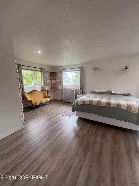 Bedroom - 11541 Lower Sunny Cir, Eagle River, AK 99577 photo 1 of 6