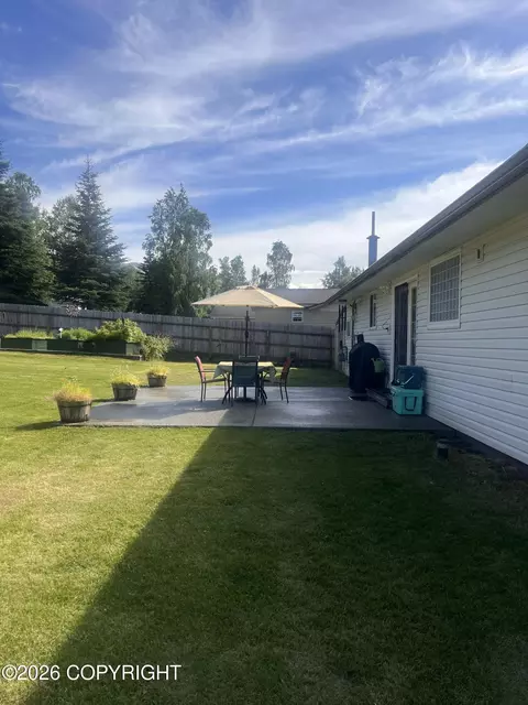 Exterior - 11541 Lower Sunny Cir, Eagle River, AK 99577 photo 6 of 15