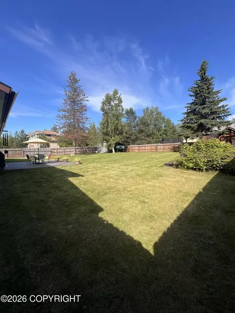 Exterior - 11541 Lower Sunny Cir, Eagle River, AK 99577 photo 2 of 15