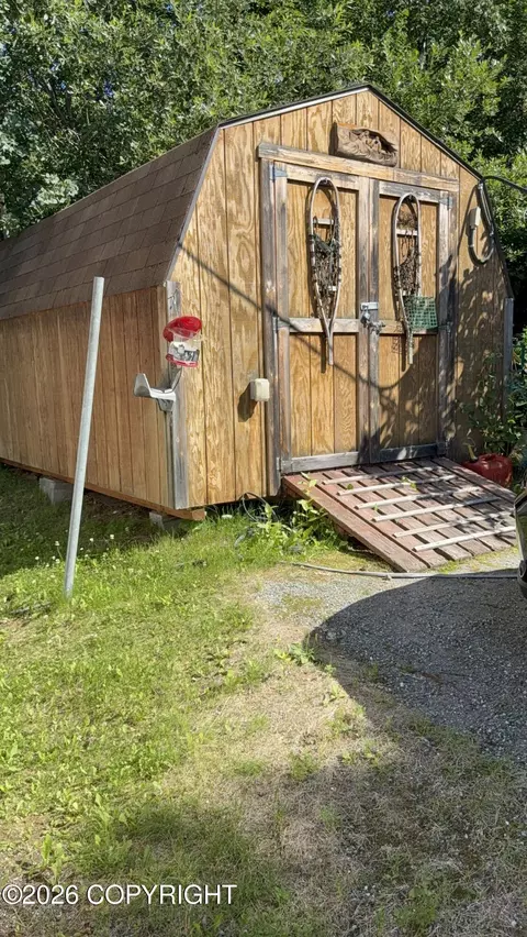 11437 Echo St, Eagle River, AK 99577 photo 3