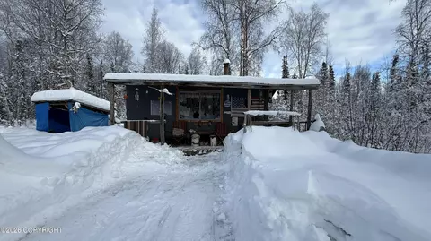 18541 E Wooded Pl, Willow, AK 99688
