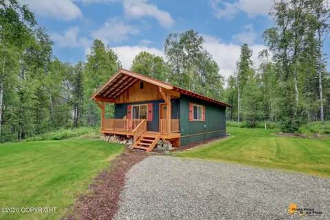 14899 E Petwood Cir, Talkeetna, AK 99676