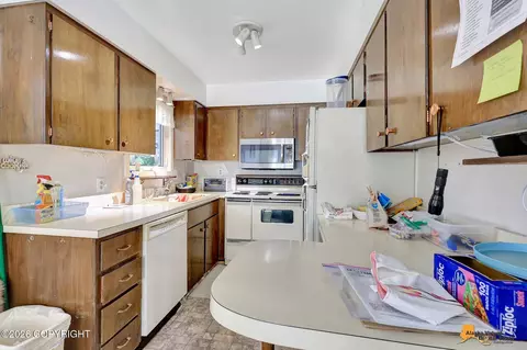 Kitchen - 7657 E 20th Ave, Anchorage, AK 99504 photo 1 of 5