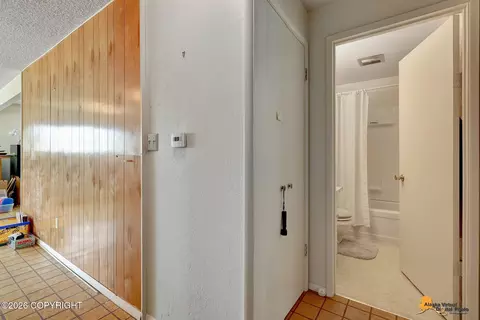 Entry Way - 7657 E 20th Ave, Anchorage, AK 99504 photo 4 of 5
