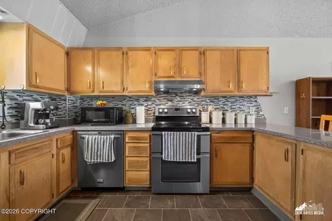 420 Cherry St, Anchorage, AK 99504 photo 27