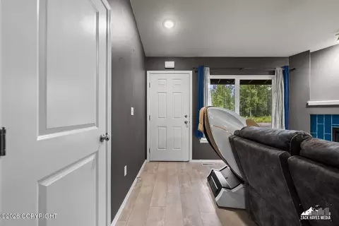 Entry Way - 1554 E Hidden Ranch Loop, Palmer, AK 99645 photo 1 of 2