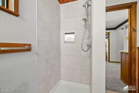 Bath - 14545 E Pace Dr, Palmer, AK 99645 photo 3 of 4