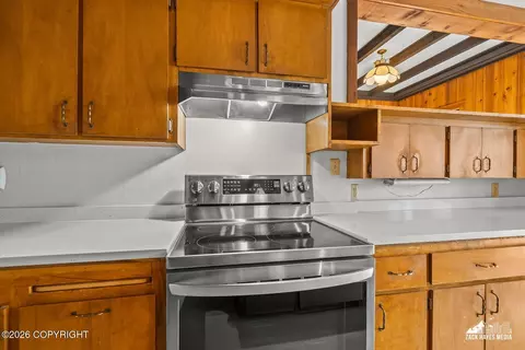 Kitchen - 14545 E Pace Dr, Palmer, AK 99645 photo 5 of 9