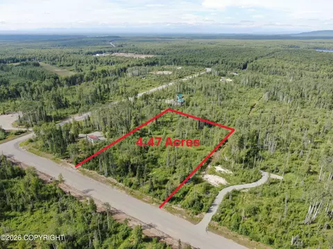 17669 E Yeldarb Ave, Talkeetna, AK 99676