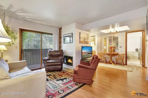 7202 Foxridge Cir # 12-A, Anchorage, AK 99518