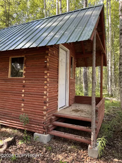 Exterior - 20224 E Twentyinch Ave, Willow, AK 99688 photo 2 of 6