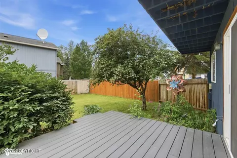 Exterior - 3906 Image Dr, Anchorage, AK 99504 photo 3 of 7