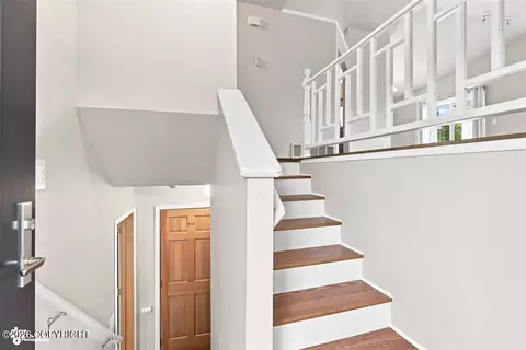 Entry Way - 1988 Commodore Dr, Anchorage, AK 99507 photo 2 of 2