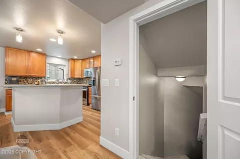 Entry Way - 20832 Icefall Dr, Eagle River, AK 99577 photo 8 of 8