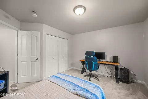 Bedroom - 20832 Icefall Dr, Eagle River, AK 99577 photo 9 of 13